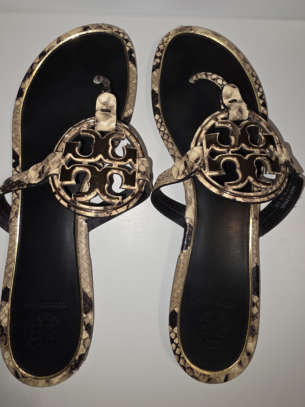 Tory Burch Gold Logo Snake-Print Thong Sandals - Black & Gold - Picture 9 of 9